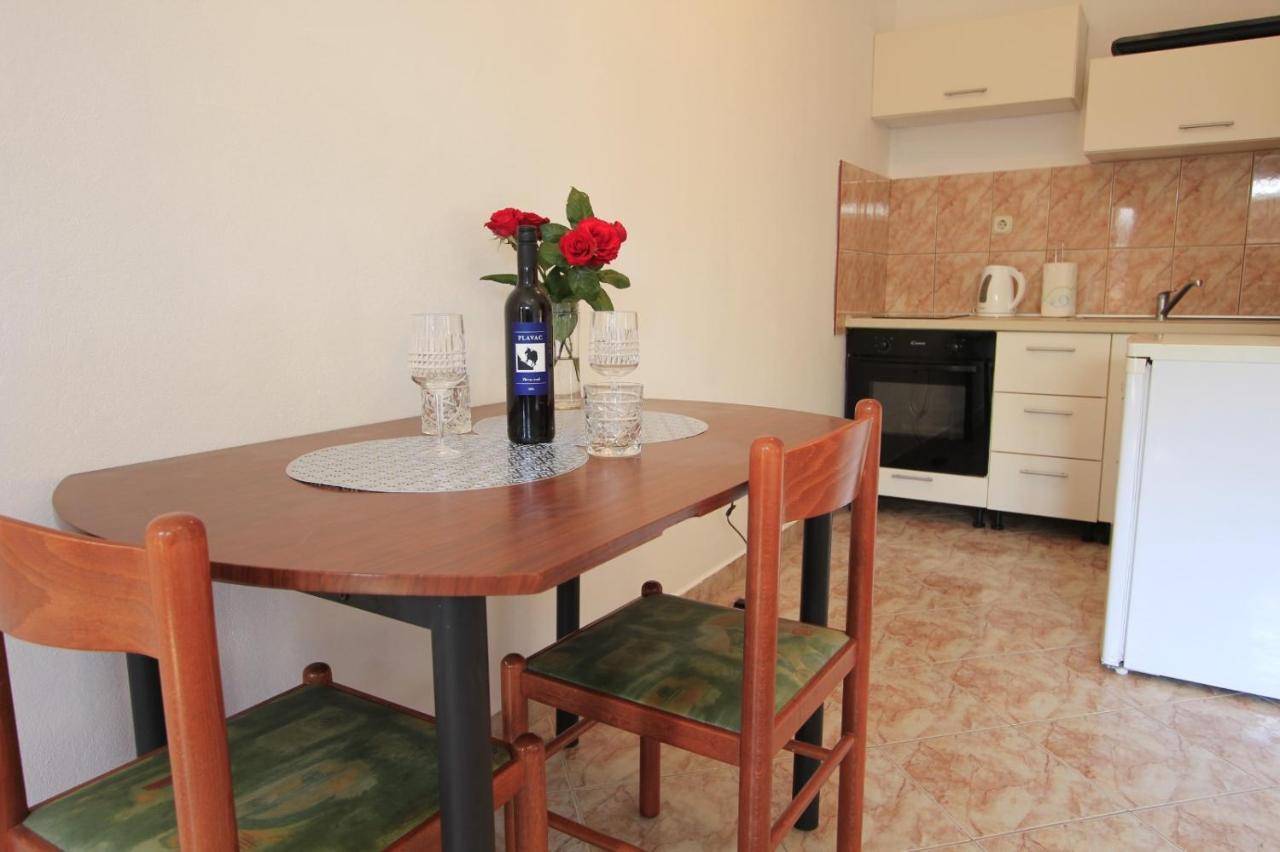 Apartmani Nika 比比涅 外观 照片