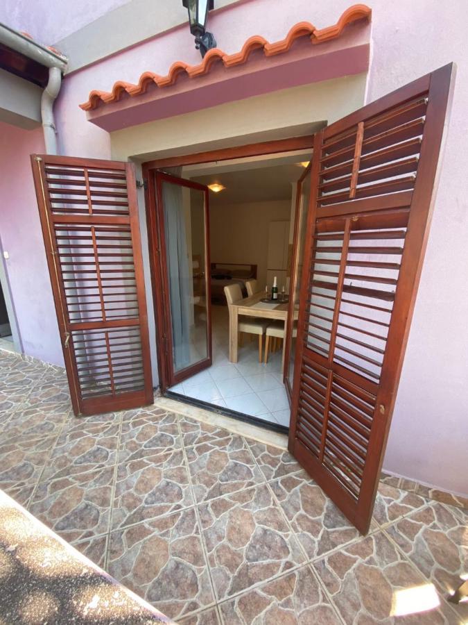 Apartmani Nika 比比涅 外观 照片