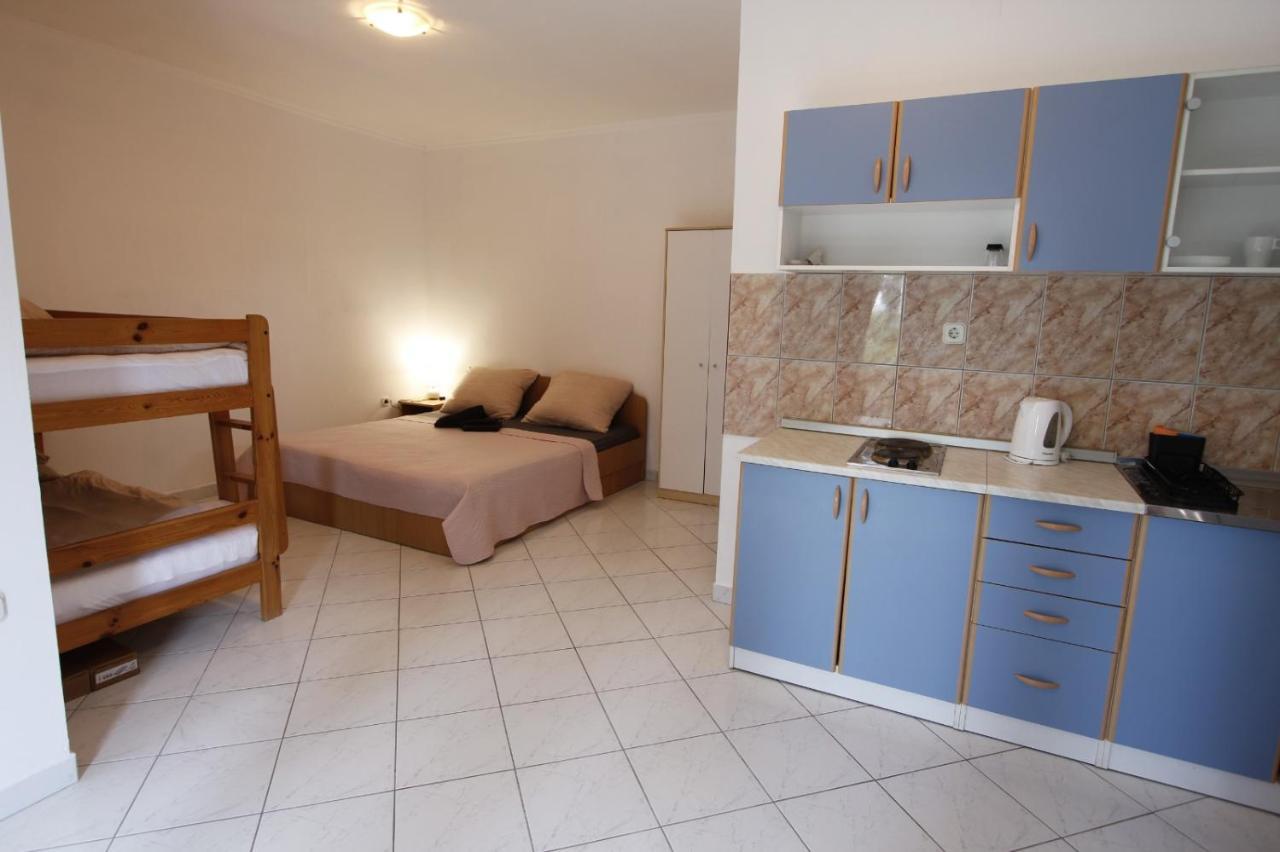 Apartmani Nika 比比涅 外观 照片